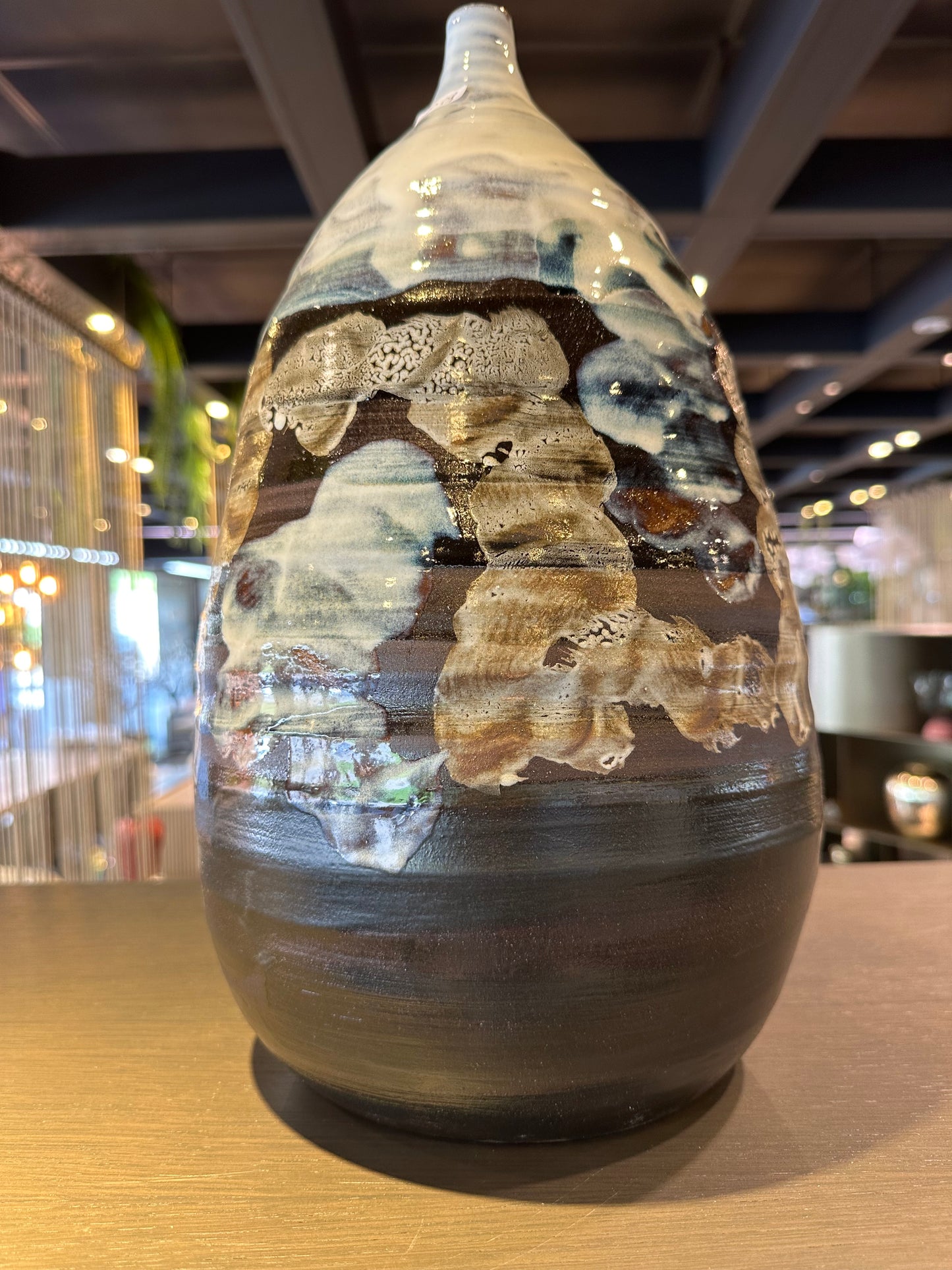 Vaso in ceramica con dettagli colorati - Muud Lugano